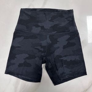 Lululemon Align High-Rise Short 6”